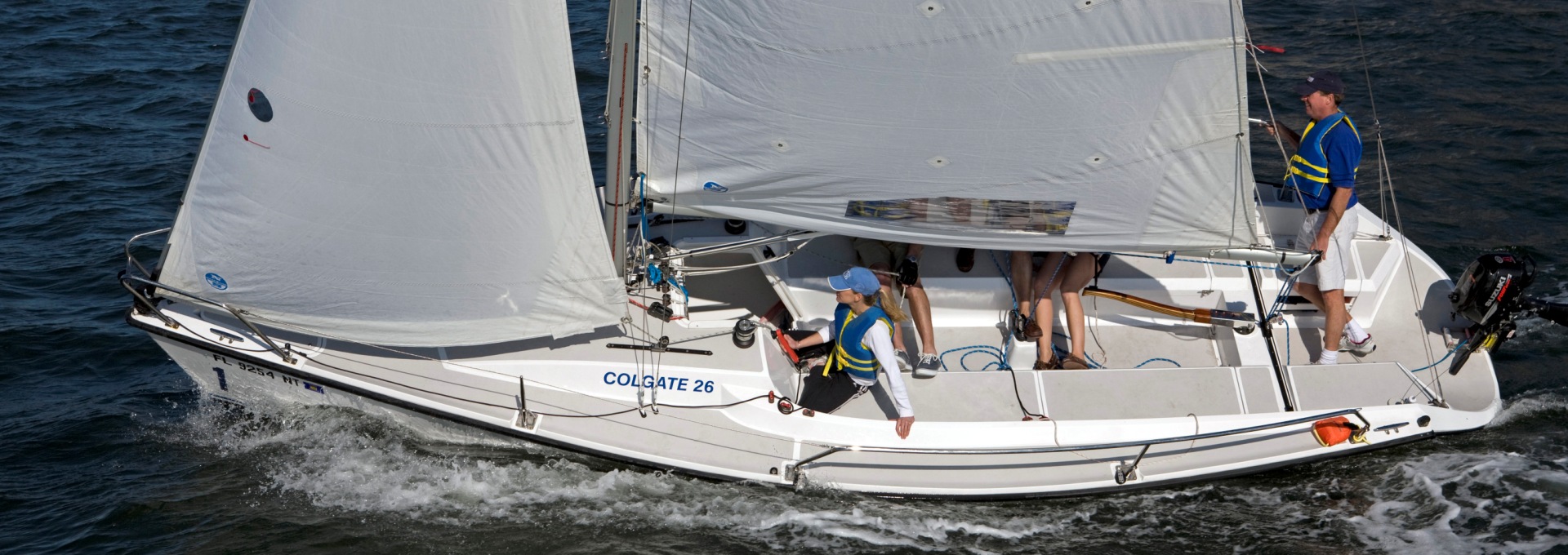 26 ft sailboat interior